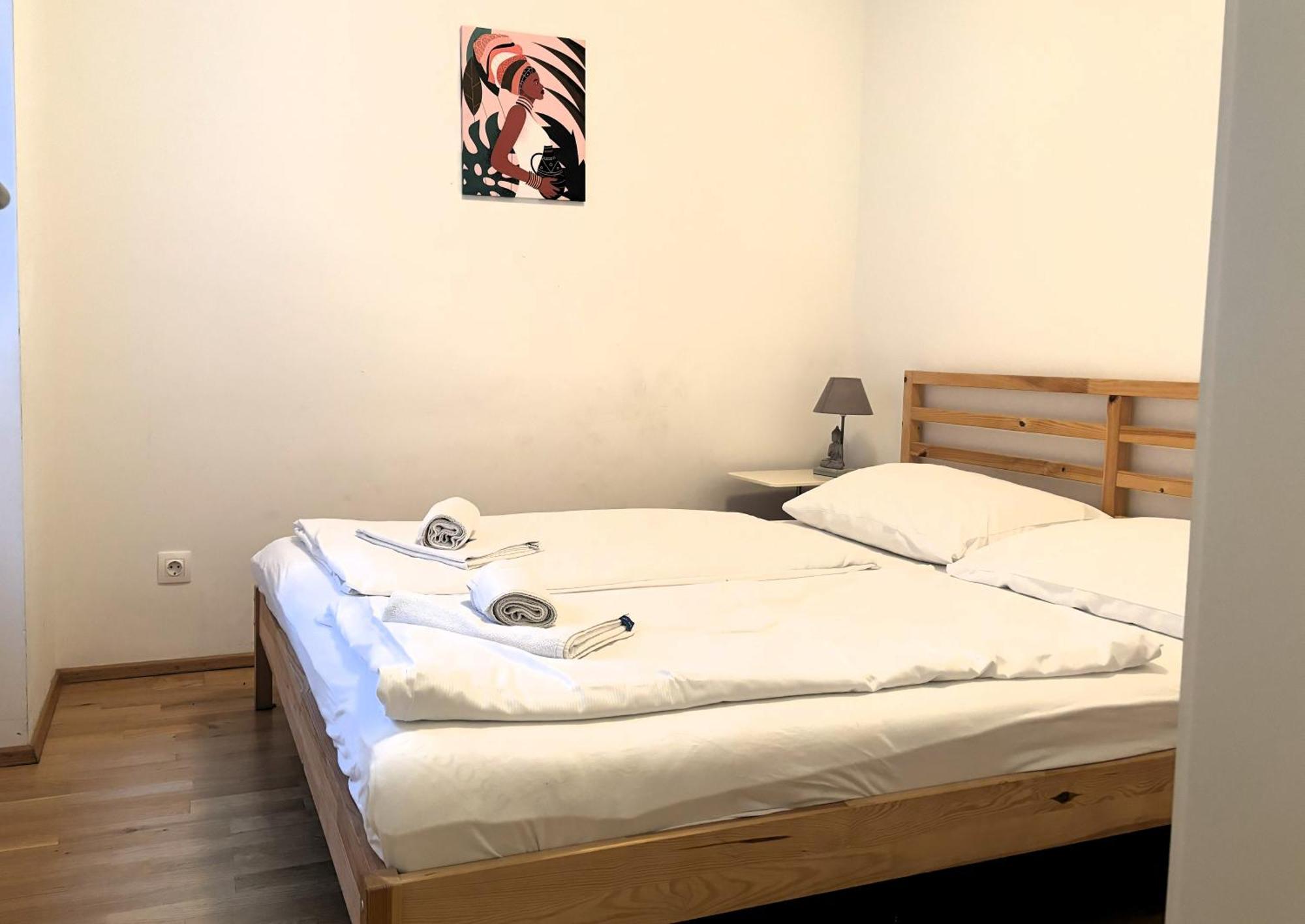 Casa Nostra - Ruhige Stadtwohnung Mit Balkon Βιέννη Εξωτερικό φωτογραφία