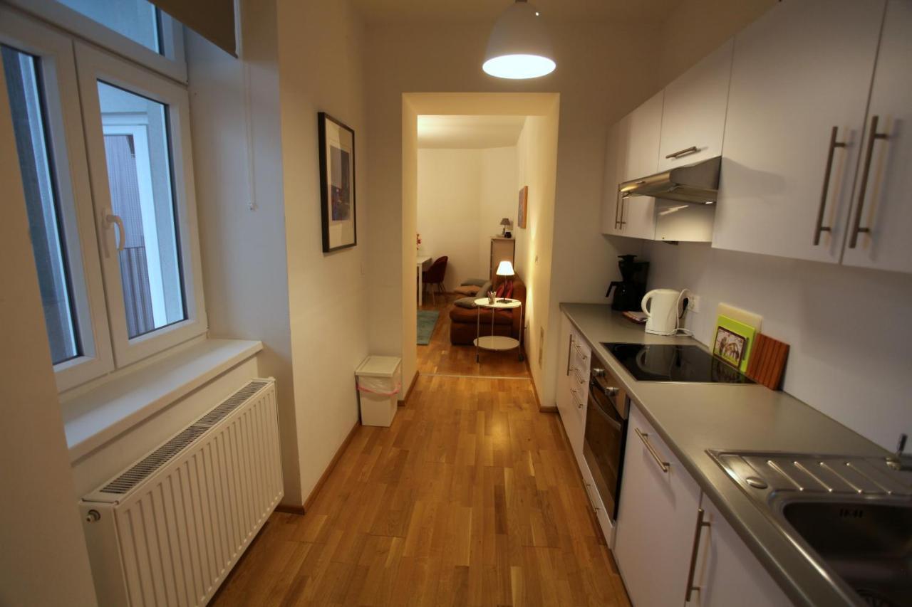 Casa Nostra - Ruhige Stadtwohnung Mit Balkon Βιέννη Εξωτερικό φωτογραφία